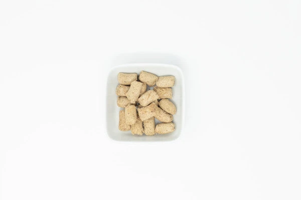 Stella & Chewy's Carnivore Crunch Grain Free Chicken Recipe Freeze Dried Raw Dog Treats - Image 3